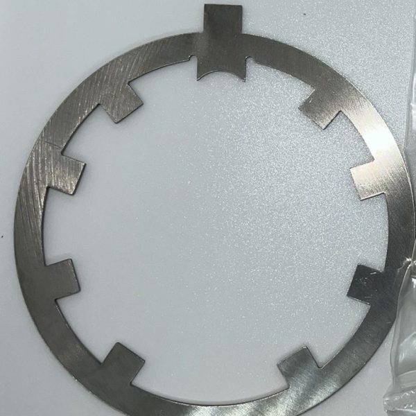 Gearcase locking ring